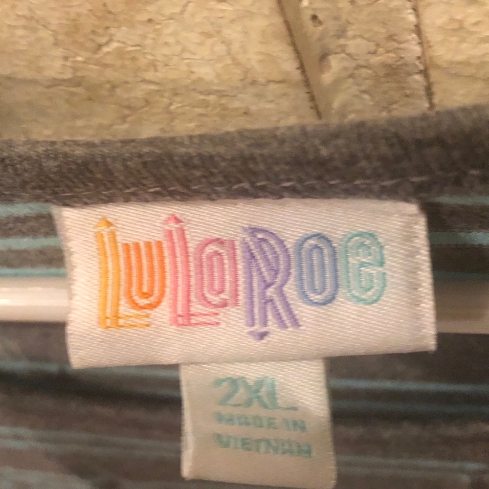 Shirt - Picture 2 of 2